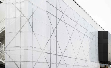 Metal Selection in Sunshade Systems